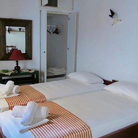 Fanivevisgarden Hotel Folegandros Town Exterior photo